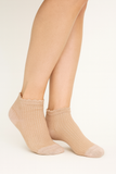 RIBBED NUDE RUFFLE ANKLE SOCKS