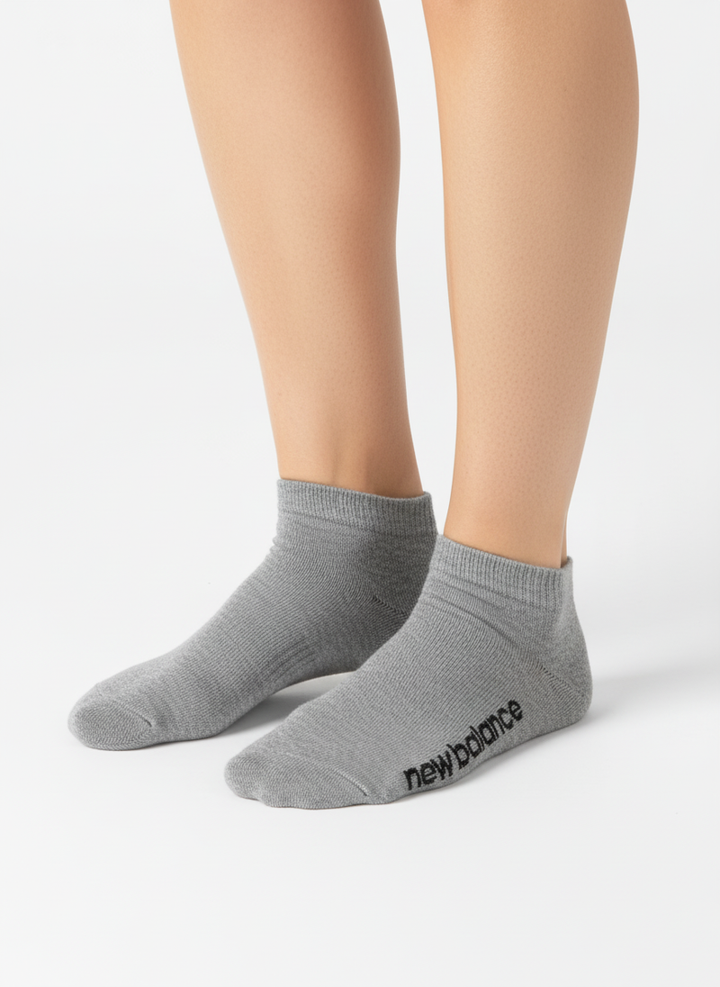 NEW BALANCE GRAY ANKLE SOCKS