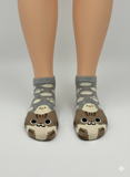 BROWN & WHITE CAT DUO SOCKS