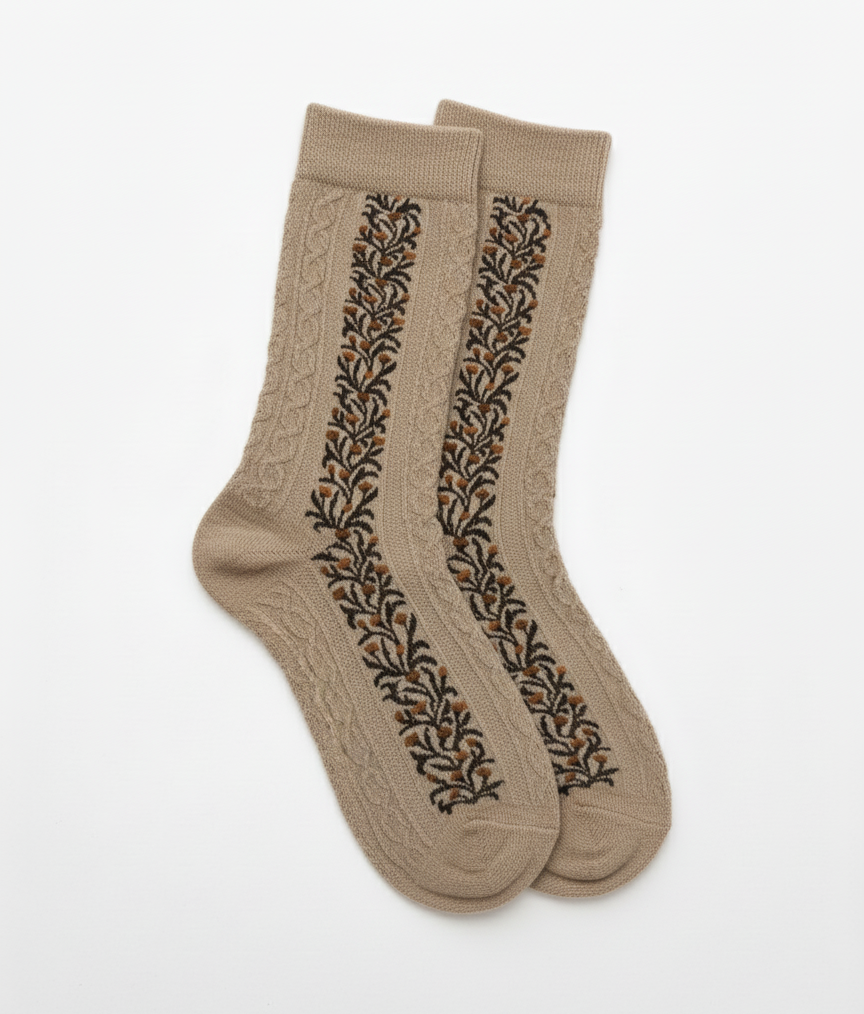 TAUPE CABLE KNIT ACORN SOCKS