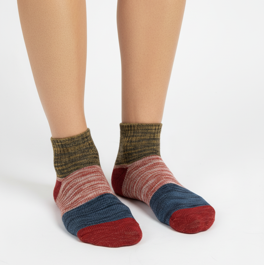 RUSTIC COLOR-BLOCK ANKLE SOCKS
