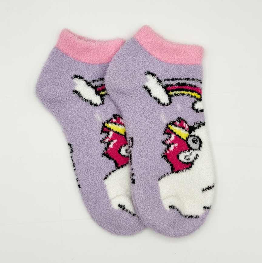 RAINBOW UNICORN FUZZY ANKLE SOCKS