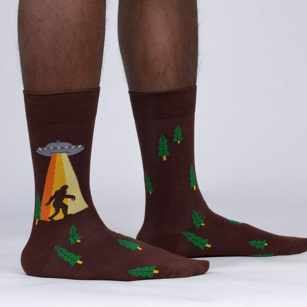 UNBELIEVABLE CREW SOCKS