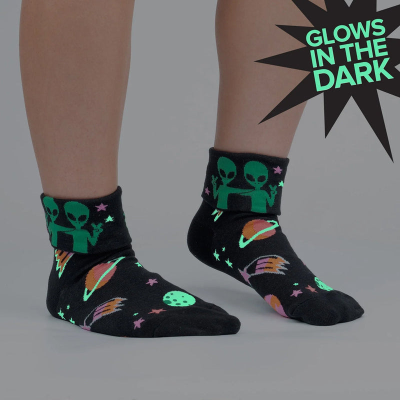 FAR OUT TURN CUFF SOCKS