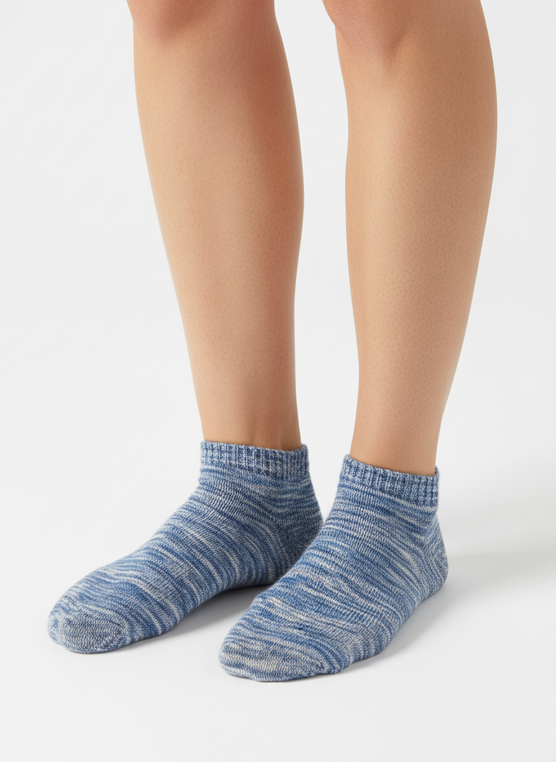 HEATHERED BLUE ANKLE SOCKS