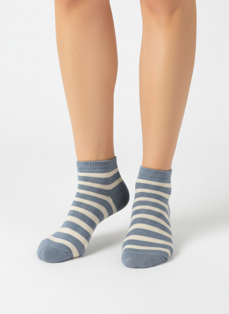 BLUE & CREAM STRIPED ANKLE SOCKS
