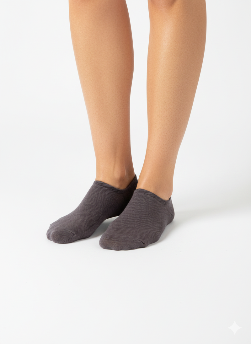 SOLID CHARCOAL LOW-CUT SOCKS