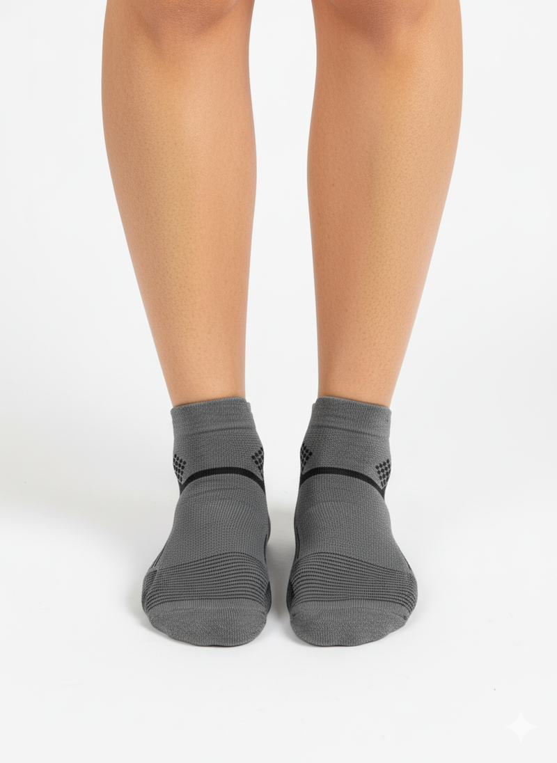 GREY TEXTURED SPORT ANKLE SOCKS