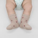 PETAL SOFT FUZZY SOCKS (0-2 YRS)