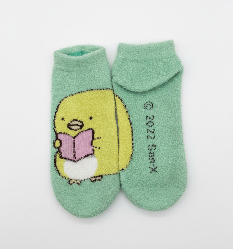 SUMIKKO GURASHI READING CHICK ANKLE SOCKS
