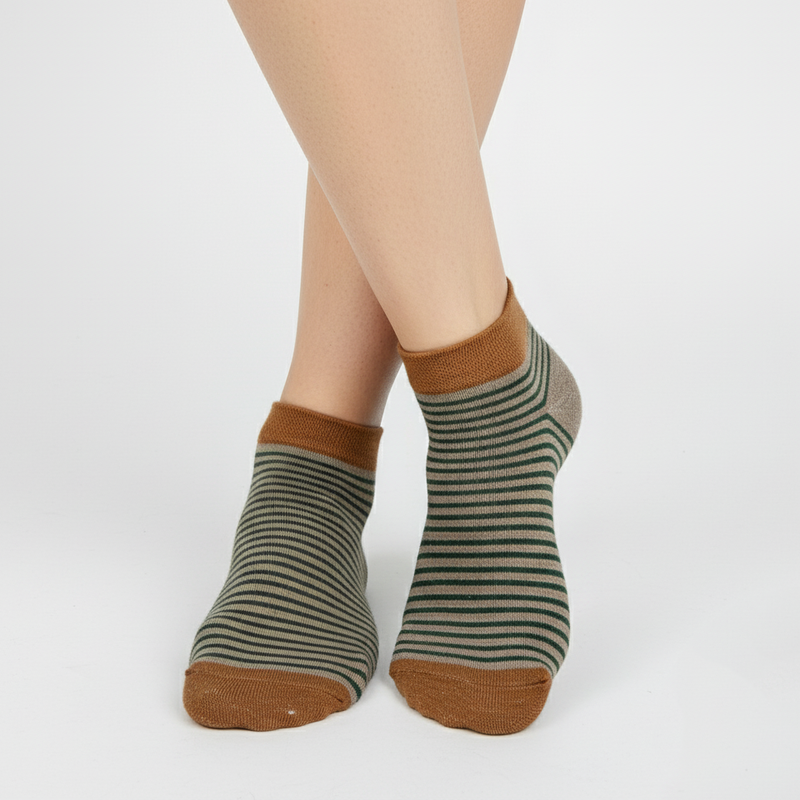 FOREST CABIN STRIPE ANKLE SOCKS (KHAKI & GREEN)