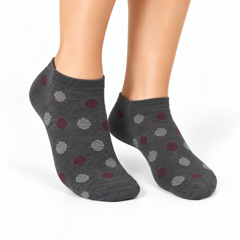 RETRO DOT CHARCOAL ANKLE SOCKS