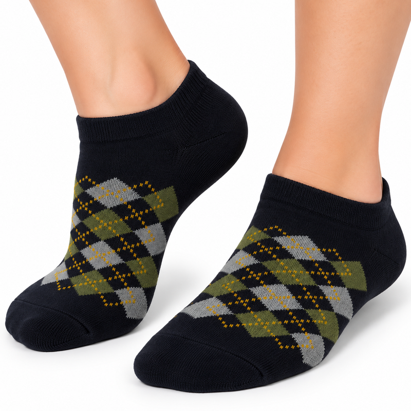 OLIVE ARGYLE BLACK ANKLE SOCKS