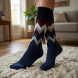 MULTICOLOR CHEVRON ZIGZAG DRESS SOCKS IN NAVY SOCKS