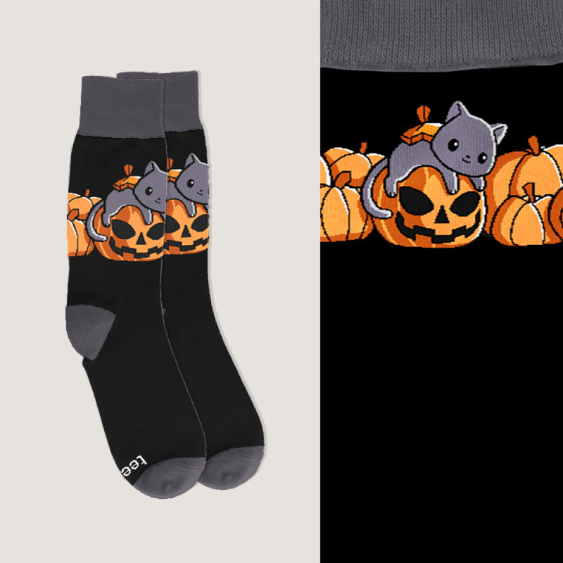 SPOOKY KITTY SOCKS